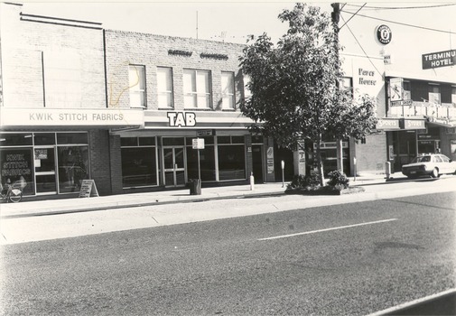 Wodonga, High Street West - Kwik Stitch Fabrics, T.A.B. and Terminus Hotel