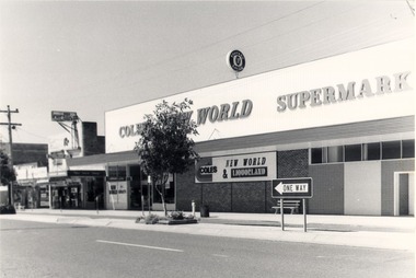 Coles Supermarket, High Street, Wodonga