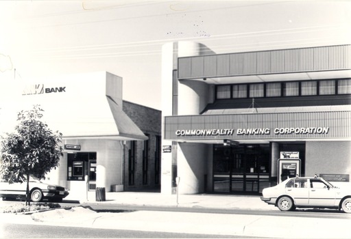  High Street East - ANZ Bank, Commonwealth Banking Corporation