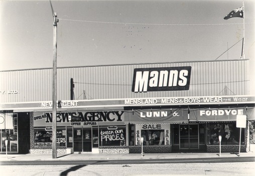 High Street East - Lunn & Fordyce and Barclays Newsagency. 