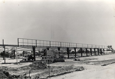 Construction of Sanyo factory in Wodonga.