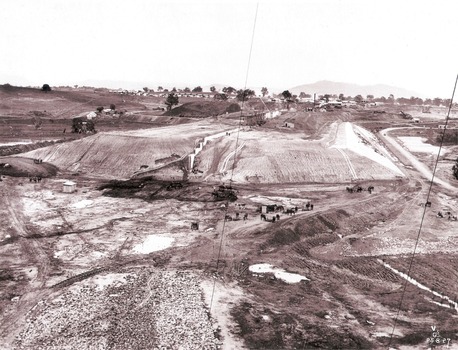  Earth embankment on Victorian side from Top of Tail Tower Pillar, August 1927