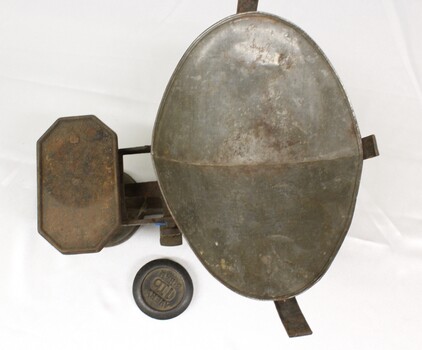Metal table balance Scale and 1lb weight