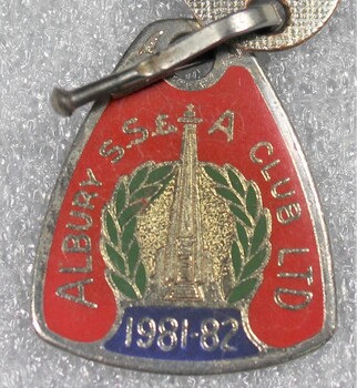 Red  membership badge for Albury S.S & A Club 1981-82