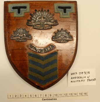 Australian Commonwealth Military Forces Plaque with scale