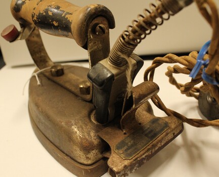Creda Electric Iron showing cord connection and metal brand plate