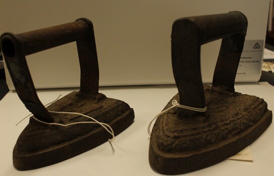 Pair of Flat triangular flat irons