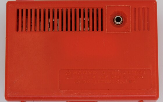 Sanyo pocket transistor radio rear view