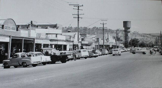 A view of High Street Wodonga In the late 1950s