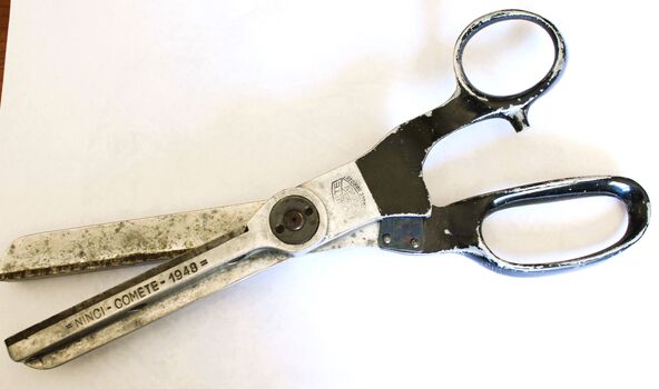 Italian Pinking shears by Ninci Comete