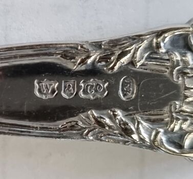 W & Co Hallmark on Spoon 1