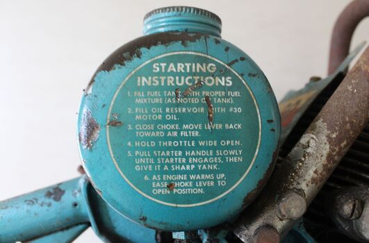 Lombard L-30 Chainsaw - side view showing detailed starting instructions