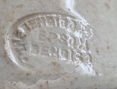 Bendigo Pottery Maker's mark on Ginger Beer bottle