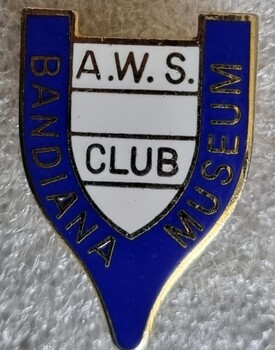 Blue and white badge of the Army Women's Service Club, Bandiana Museum