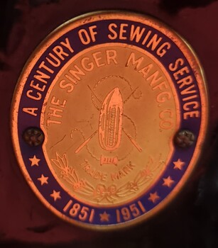 Singer electric sewing machine - Century Badge