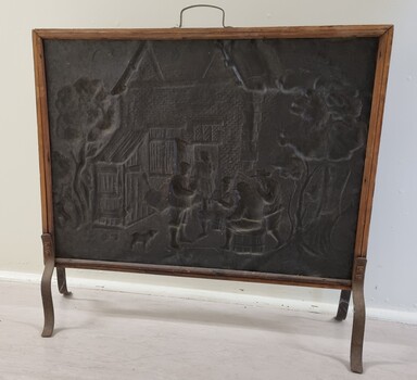 Rear view of screen showing beaten design