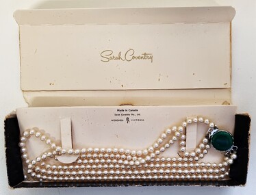 Boxed set of Sarah Coventry pearls with reverse sided clasp