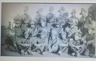 Black and white photo of members of the Bethanga LIght Horse
