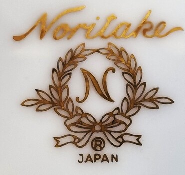 Maker's mark of Noritake Japan on underside of plate