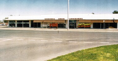 Wodonga HOme Furnishers Building High Street Wodonga