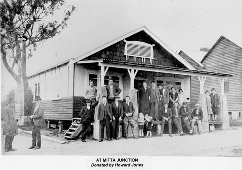 Group at Mitta Junction in the 1920s