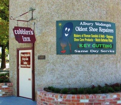 Door and signage at Cobbler's Inn