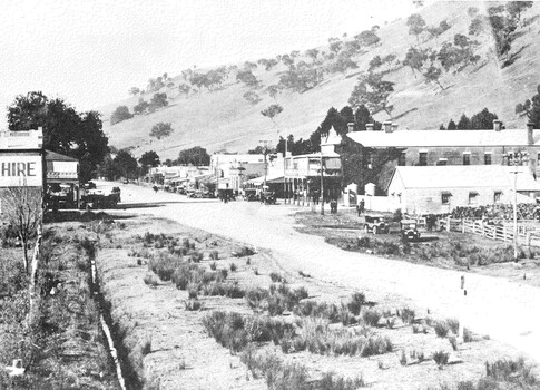 Towong Street, Tallangatta  c1925