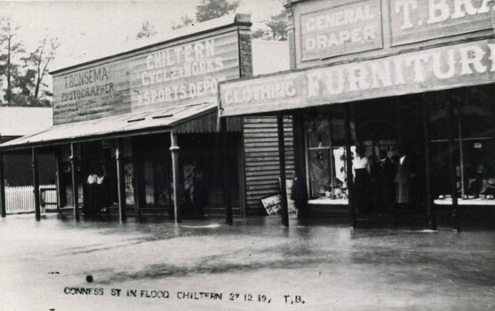 Conness Street, Chiltern in Flood