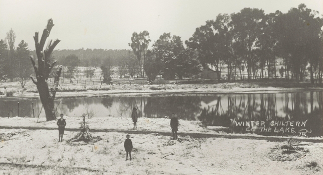 Children near the Lake, Chiltern 