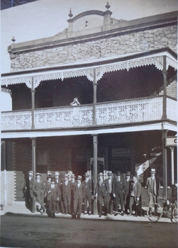 Empire Hotel, Conness Street, Chiltern