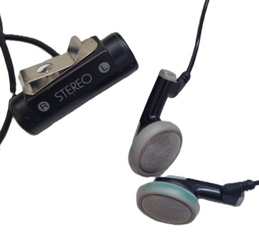 SONY Walkman FM/AM Microphone and Ear buds