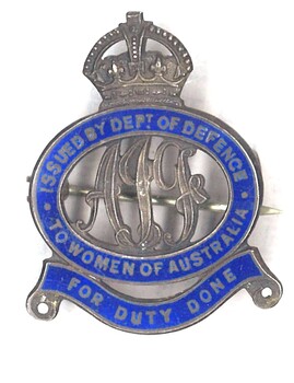 Female Relatives Badge WW1