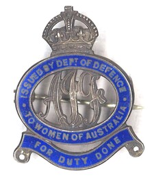 Female Relatives Badge WW1