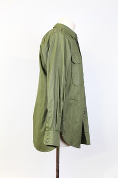 General issue Vietnam war era. 
Part of a matching set.
New issue from store.