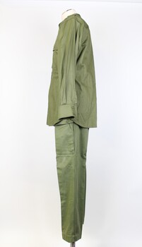 General issue Vietnam war era. 
Part of a matching set.
New issue from store.