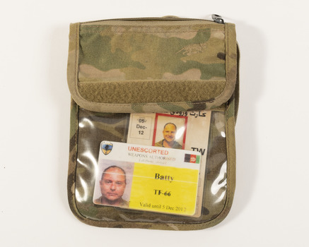 Field notebook holder in Disruptive Pattern Camouflage Uniform