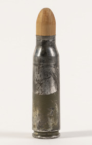 Training Aid - ammunition 38mm cartridge with wooden wooden projectile. 