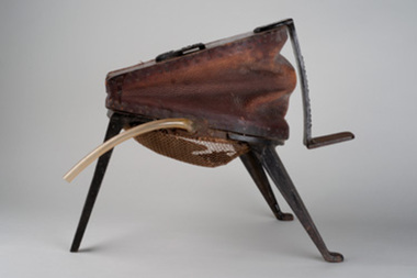 Bellows