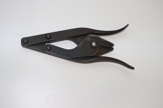 Royal Australian Engineers Wire Cutter: Unextended.