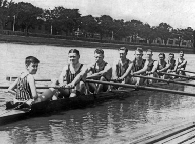 Black and white photograph, PHRC Maiden VIII Henley Regatta, 1933, 1933