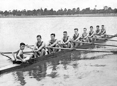 Black and white photograph, PHRC Maiden VIII Henley, 1935