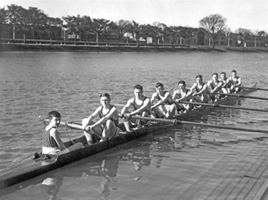 Black and white photograph, The Sears Studio St Kilda, PHRC Novice VIII, 1936