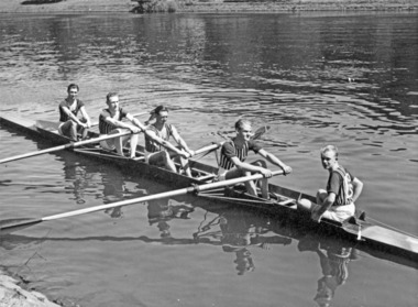 Black and white photograph, PHRC Maiden IV Winner VRA regatta, 1939, 1939