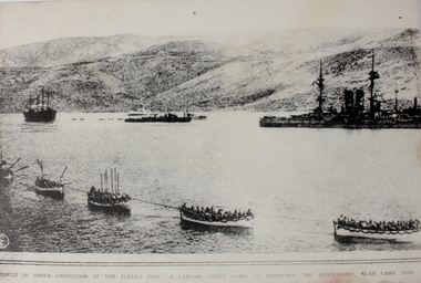 Postcard, Gallipoli, troops landing at Gaba Tepe, 1915
