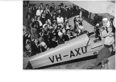 Photograph - Junior legatee outing, Christmas 1946, 1946