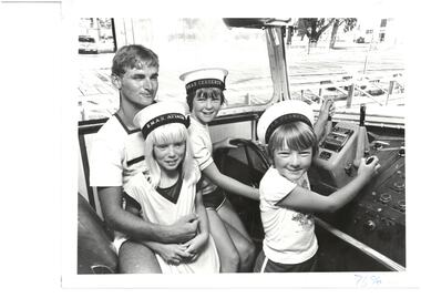 Photograph - Junior legatee outing, HMAS Cerberus