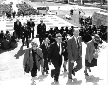 Photograph - Photo, Anzac commemoration for students 1992, 1992