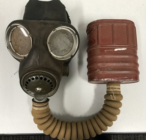 Functional object - Gas Mask, 1939