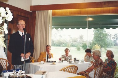 Photograph, Golf tournament, 1992
