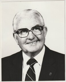 Document - Article, Legatee Bruce Robertson Wilson, President 1987